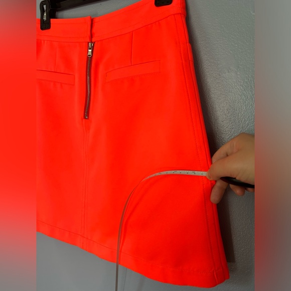 Marc by Marc Jacobs size 4 bright neon orange mini skirt - Picture 9 of 10